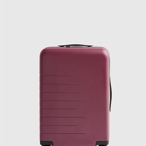 Quince Expandable Carryon Suitcase in Wine